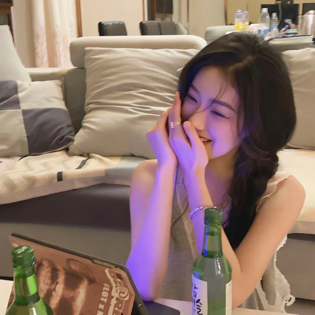 王家欣